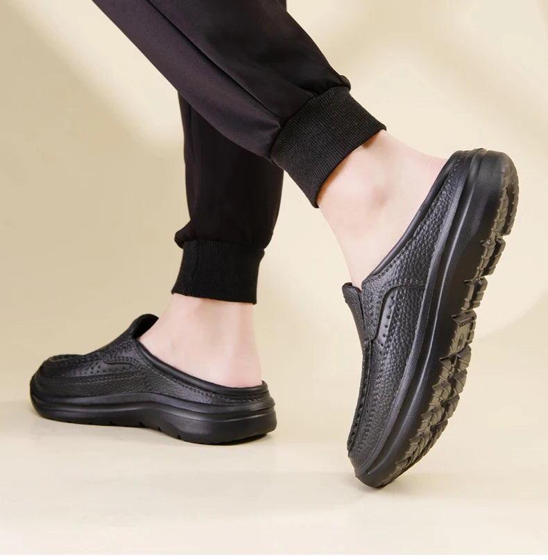 New Fashion Sandals High Quality Slippers Soft Sole Beach Sandals Men Slip On Driving Shoes Chef Shoes Breathable EVA Shoes