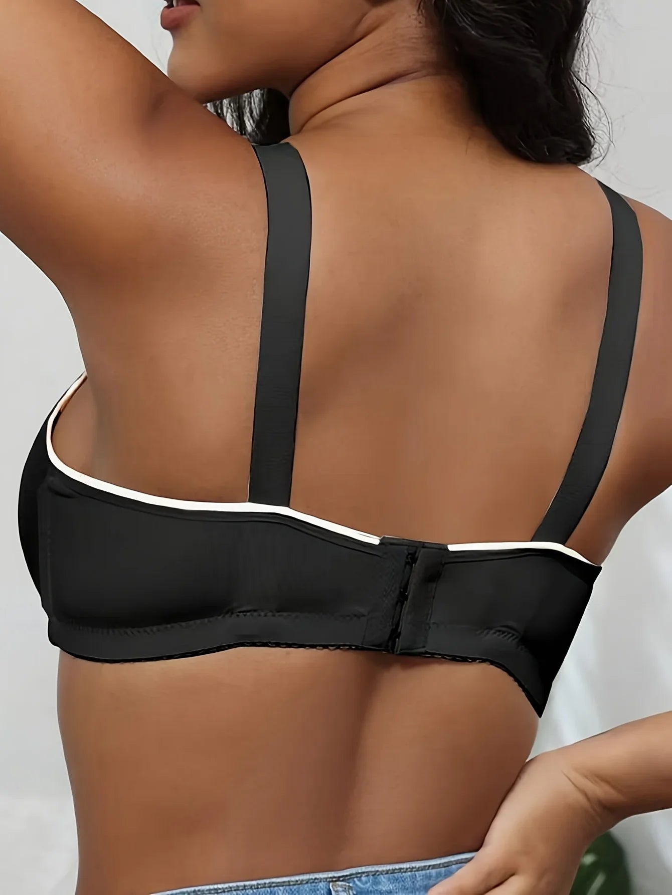 5-Piece Women's Wire-Free Underwear: Printed Lightly Padded Adjustable Push-Up Bras