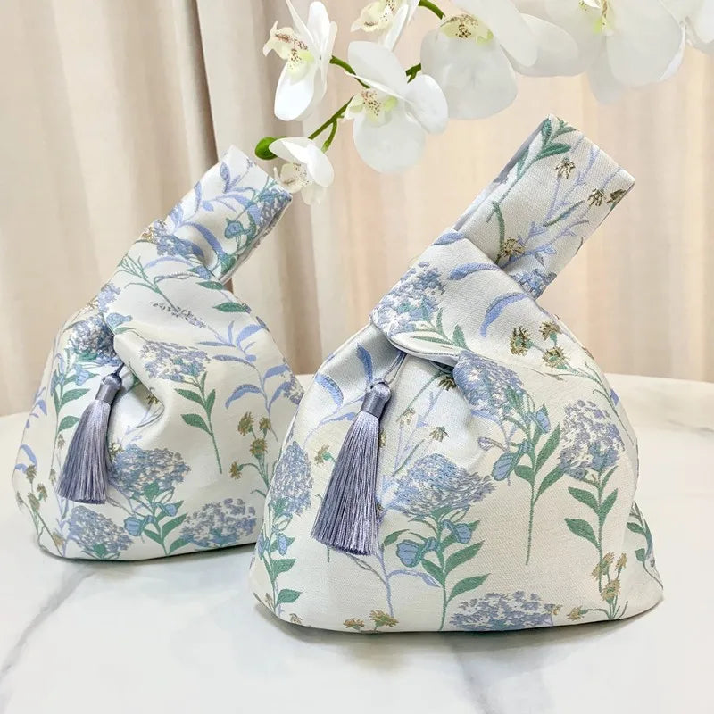 Chinese Style Embroidered Shoulder Bag Elegant Handbag Retro Small Square Bag Wedding Party Luxury Designer Women Evening Clutch