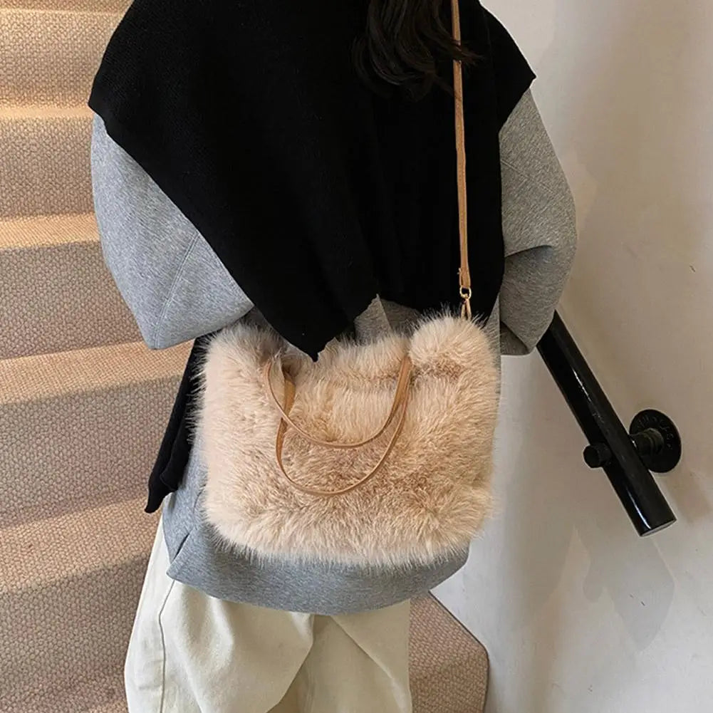 Fahion Faux Fur Tote Bag Women's Bucket Plush Luxury Design Ladies Handbags Winter Crossbody Shoulder Bags