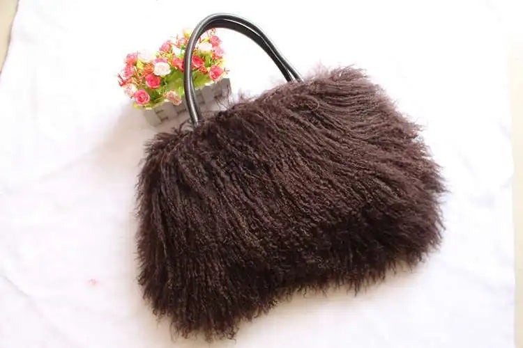 Wool Bag Cute And Versatile Winter Handbag Wool Large Capacity Woman Bags Relaxed Texture Furry Women Fashion Tote Shoulder Bag
