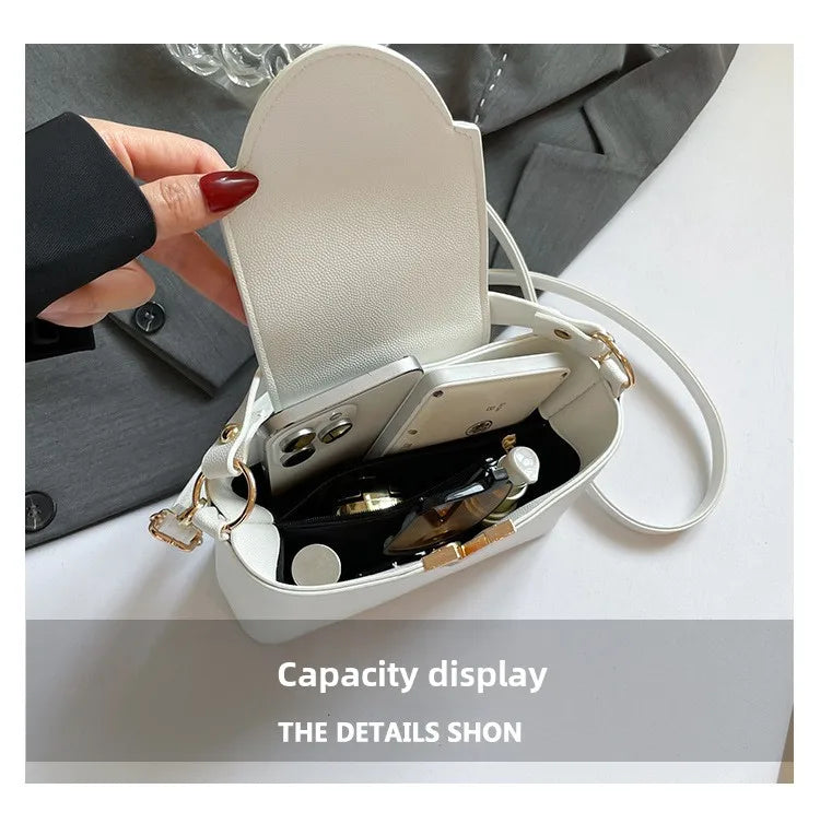 New Fashionable V Decor Shoulder Bag Trendy Ins Bucket Crossbody Handbag For Women