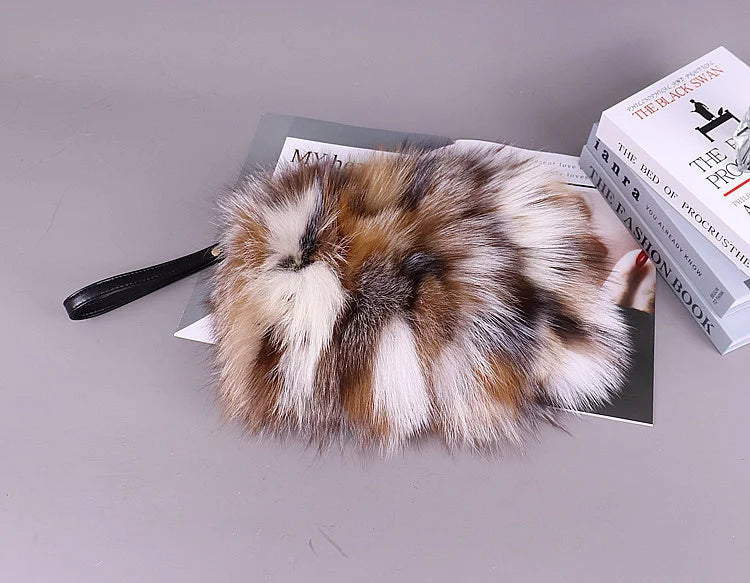 Fashion Fur Bag Autumn And Winter Real Fur Bags Fluffy Fox Fur Messenger Bags For Female Luxury Fur Handbag Warm Plush Handbag