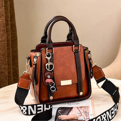Luxury Brand Designer Women'S Handbag Fashion New Trend Shoulder Bag Classic Retro Crossbody Bag Commuting Small Square Bag