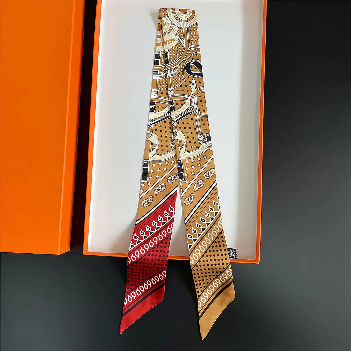 Luxury Brand Horse Bag Scarf 2024 New Design Womens Silk Scarf Fashion Head Scarf Headwear Long Skinny Scarves Bag Accessories
