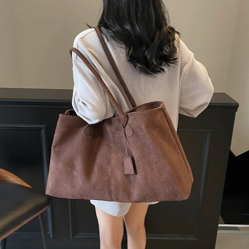 Elegant Shoulder Bag Pouch Suede Shoulder Bag Korean Style Storage Suede Handbag Suede Bucket Bag All-match Underarm Tote Bag