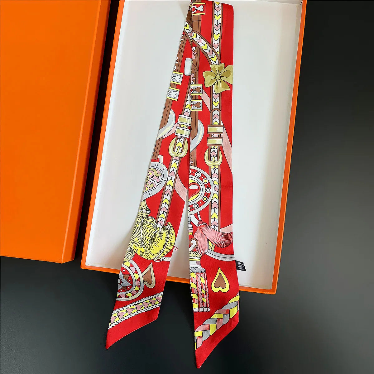 Luxury Brand Horse Bag Scarf 2024 New Design Womens Silk Scarf Fashion Head Scarf Headwear Long Skinny Scarves Bag Accessories