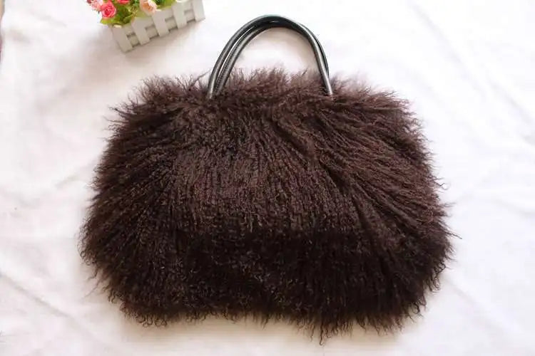 Wool Bag Cute And Versatile Winter Handbag Wool Large Capacity Woman Bags Relaxed Texture Furry Women Fashion Tote Shoulder Bag