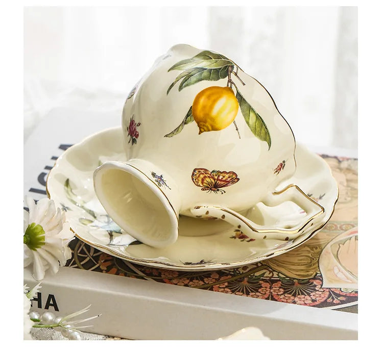 Vintage Lemon Teapot Coffee Cup and Saucer Set Beautiful Coffee Mug Modern Set Tania Bulhoes Luxury Design Cup