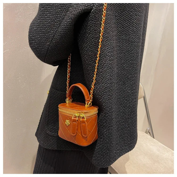 Small  Shoulder Bucket Bag For Women Classic Mini Clutches Female Small Square Bag Crossbody Metal Chain Handbag
