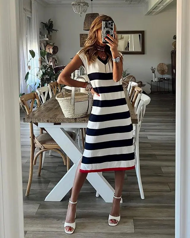 Black White Striped Pullover Dress For Women 2024 Summer New Style Striped V-neck Hem Slit Casual Loose Dress Ladies Vestidos
