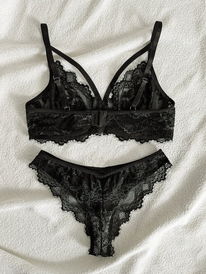 Women's Lingerie & Underwear， Eyelash Sxy Fancy Lace Strapping Underwire Bra &  Brazilian Panties ， Sexy Style