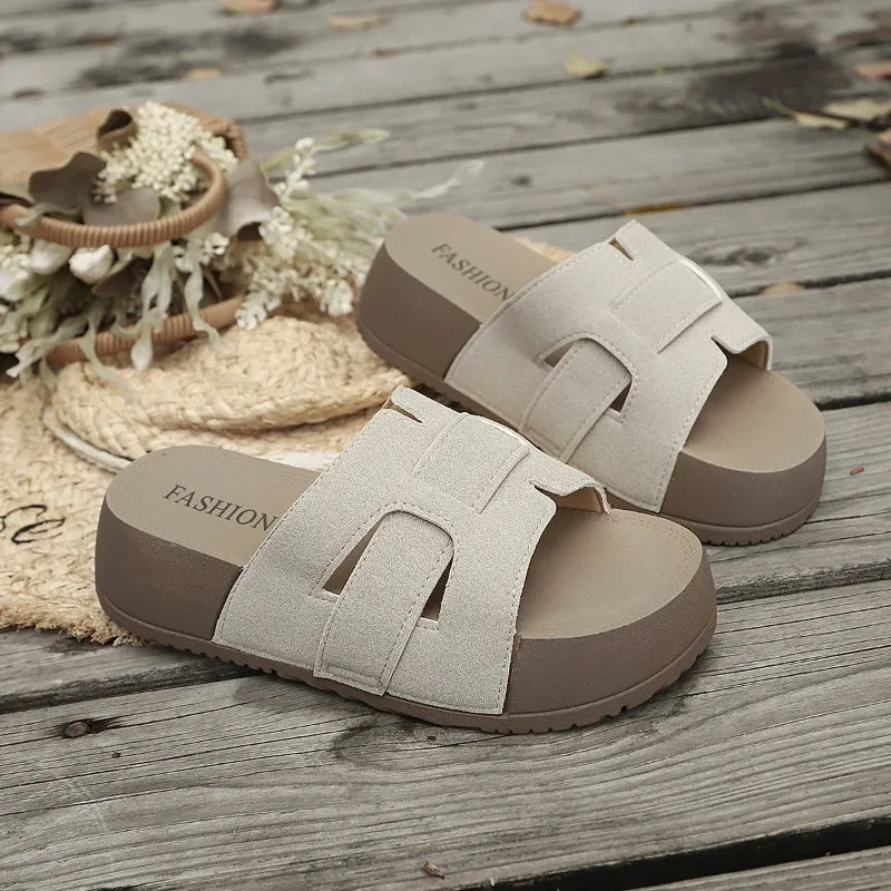 Summer Fashion Round Toe Platform Women's Sandals New Luxury Designer Flat Shoes New Comfortable Women's Home Non-Slip Slippers