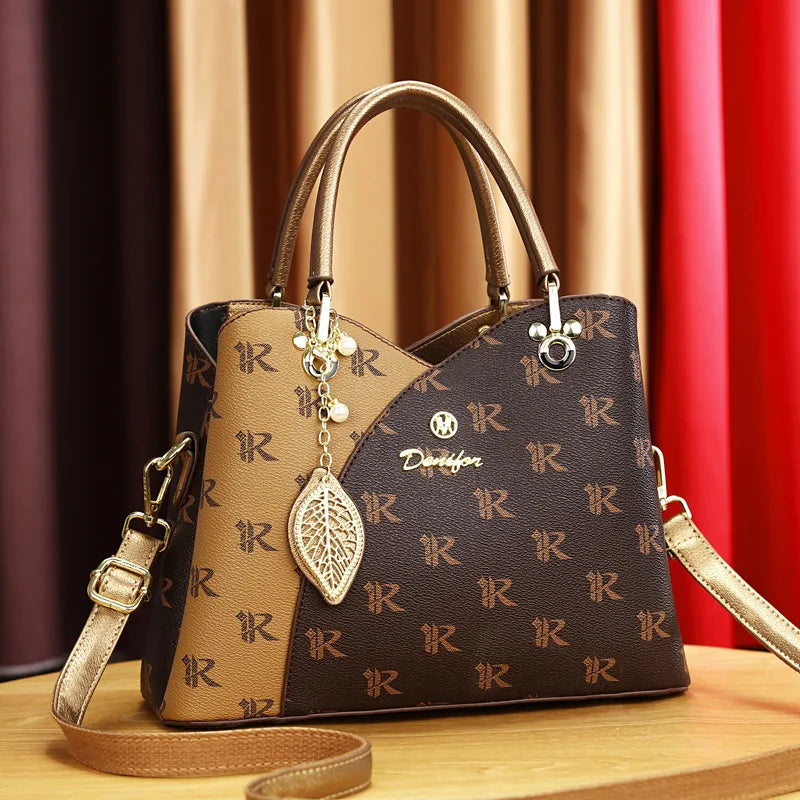 Luxury Brand Designer Women'S Handbag Leather Printed Shoulder Bag Large Capacity Classic Retro Crossbody Bag Commuting Tote Bag