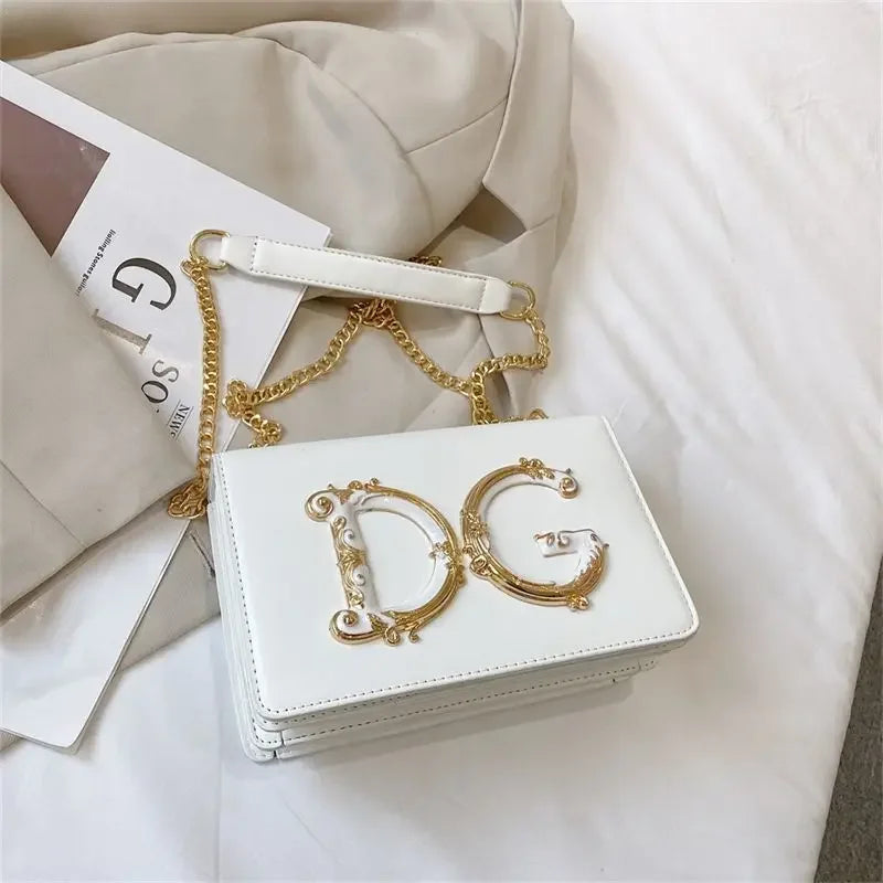 Versatile Fashion Student Crossbody Women 2025 Hot selling Crossbody Bag D Western Style Chain Bag Princess Cross Shoulder Cute