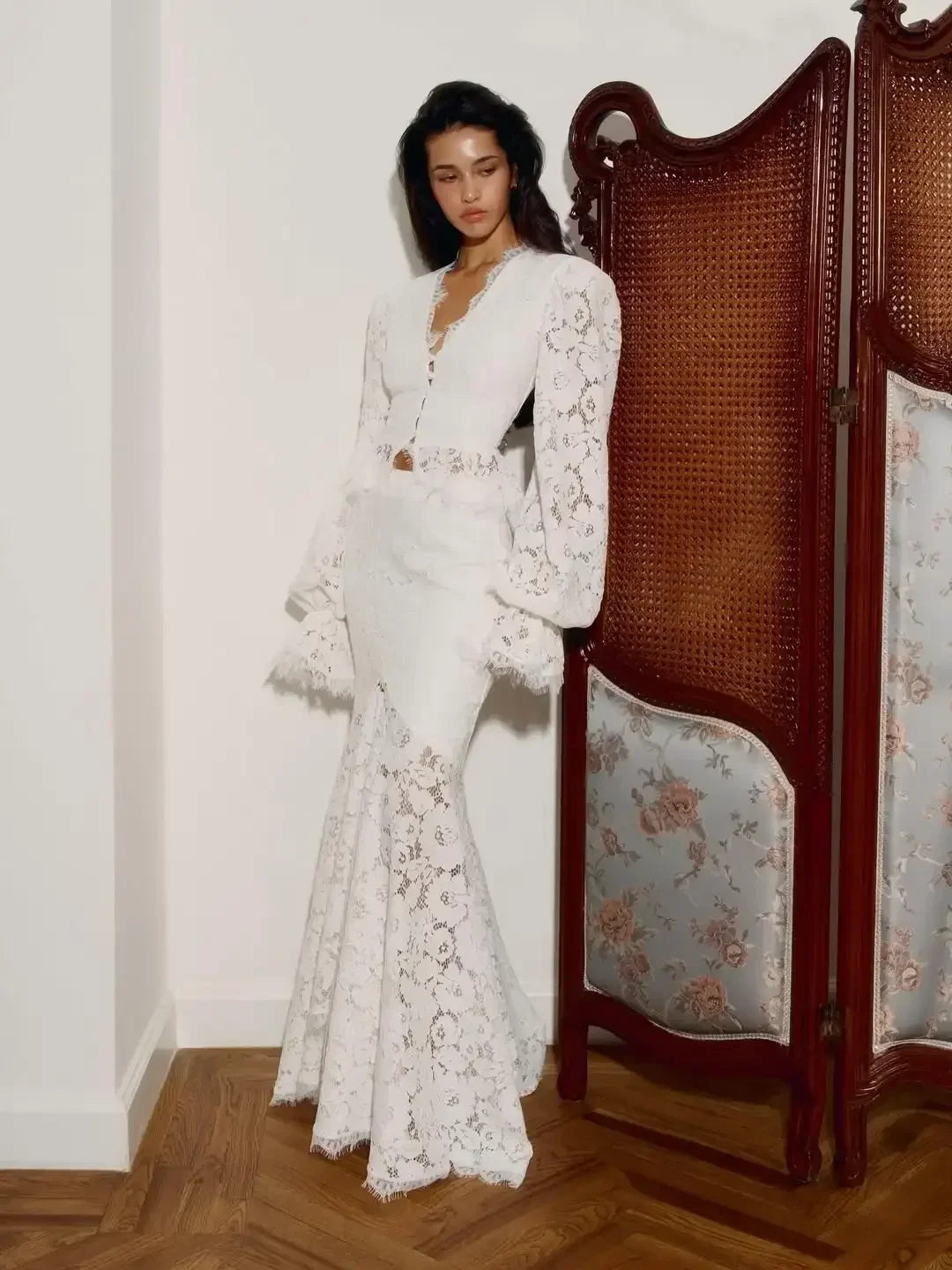 White Lace Patchwork Long Skirt Set Women Chic Full Flared Sleeves V-neck Slim Cropped Sets 2026 Lady Spring Evening Party Wear