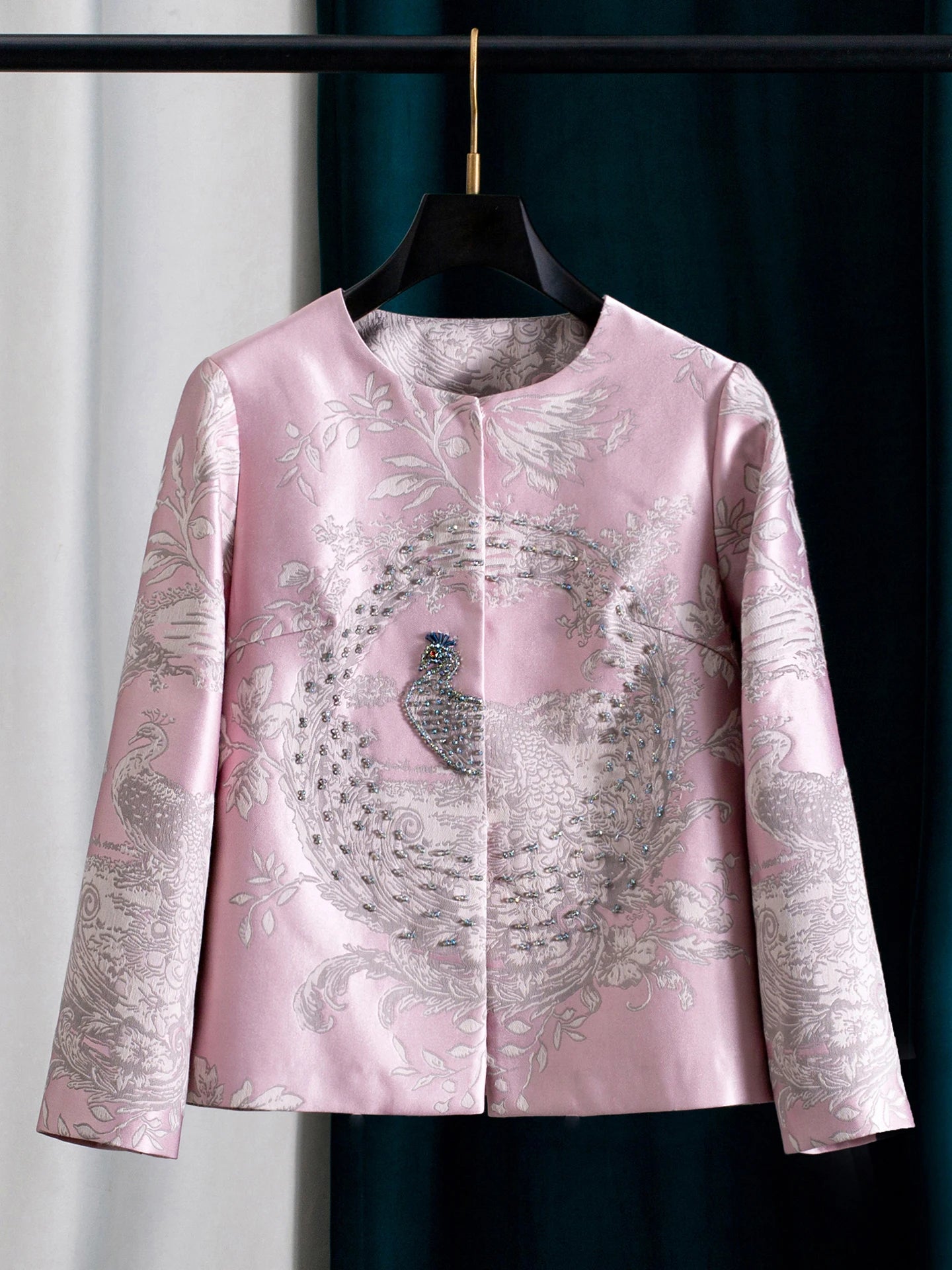 Luxury Beaded Pink Chinese Style Women's Top 2025 Loose Shoulder Embroidery Jacquard Elegant Fashion Blouse Outerwear