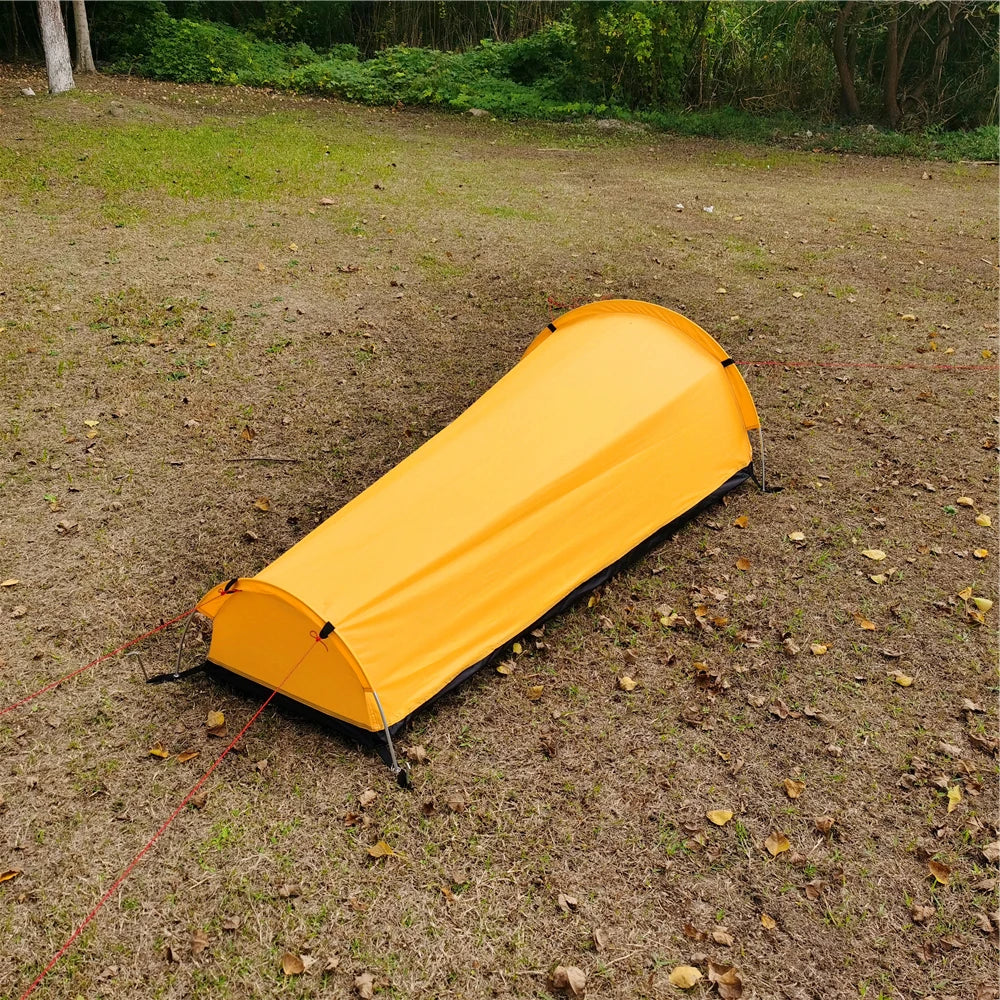 Portable Backpacking Tent Outdoor Camping Sleeping Bag Tent Beach Lightweight Single Person Sleeping Bag Tent with Storage Bag