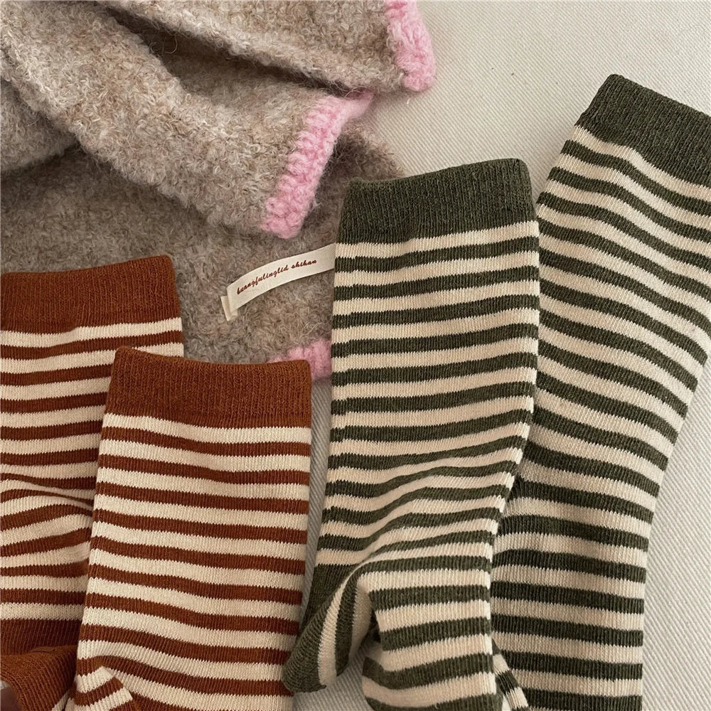 Korean Simple Colored Striped Cotton Socks Women’s Autumn Winter Breathable Middle Tube Socks College Style Trendy Casual Socks