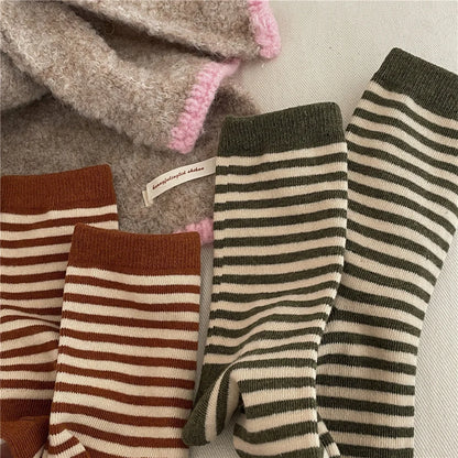 Korean Simple Colored Striped Cotton Socks Women’s Autumn Winter Breathable Middle Tube Socks College Style Trendy Casual Socks