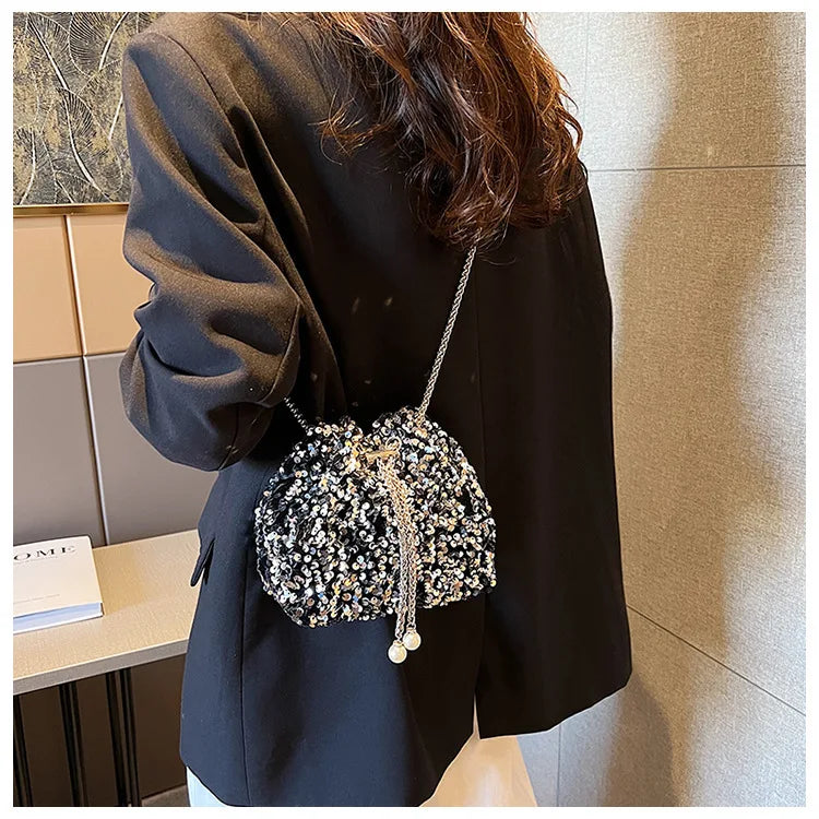 Good-looking Personality Sequin Women's New Korean Bucket Bag Bright Eyes Style Fashion Crossbody Dinner Single Shoulder Bags