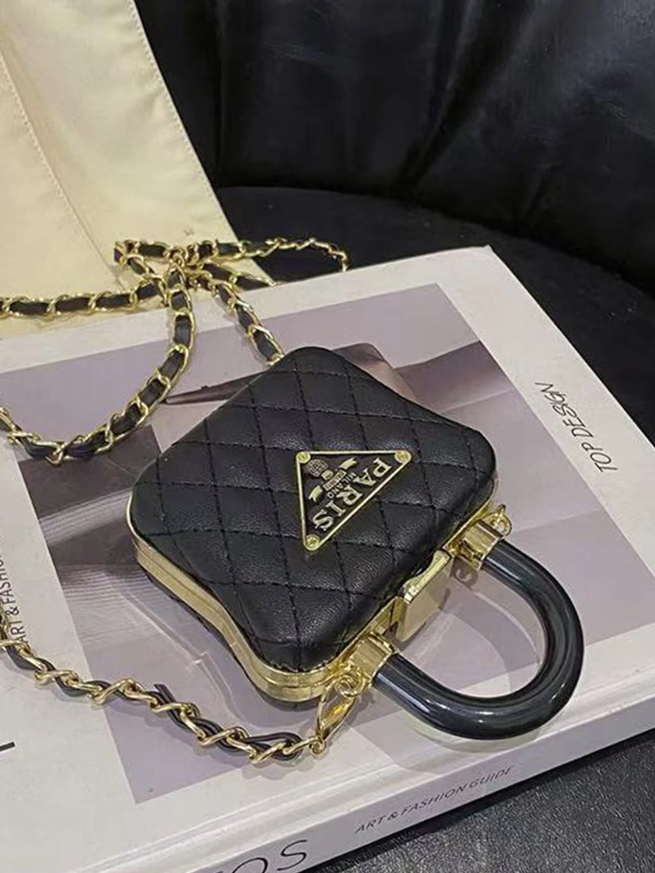 Diamond chain box, exquisite and versatile accessories, niche mini lipstick crossbody bag, earphone bag
