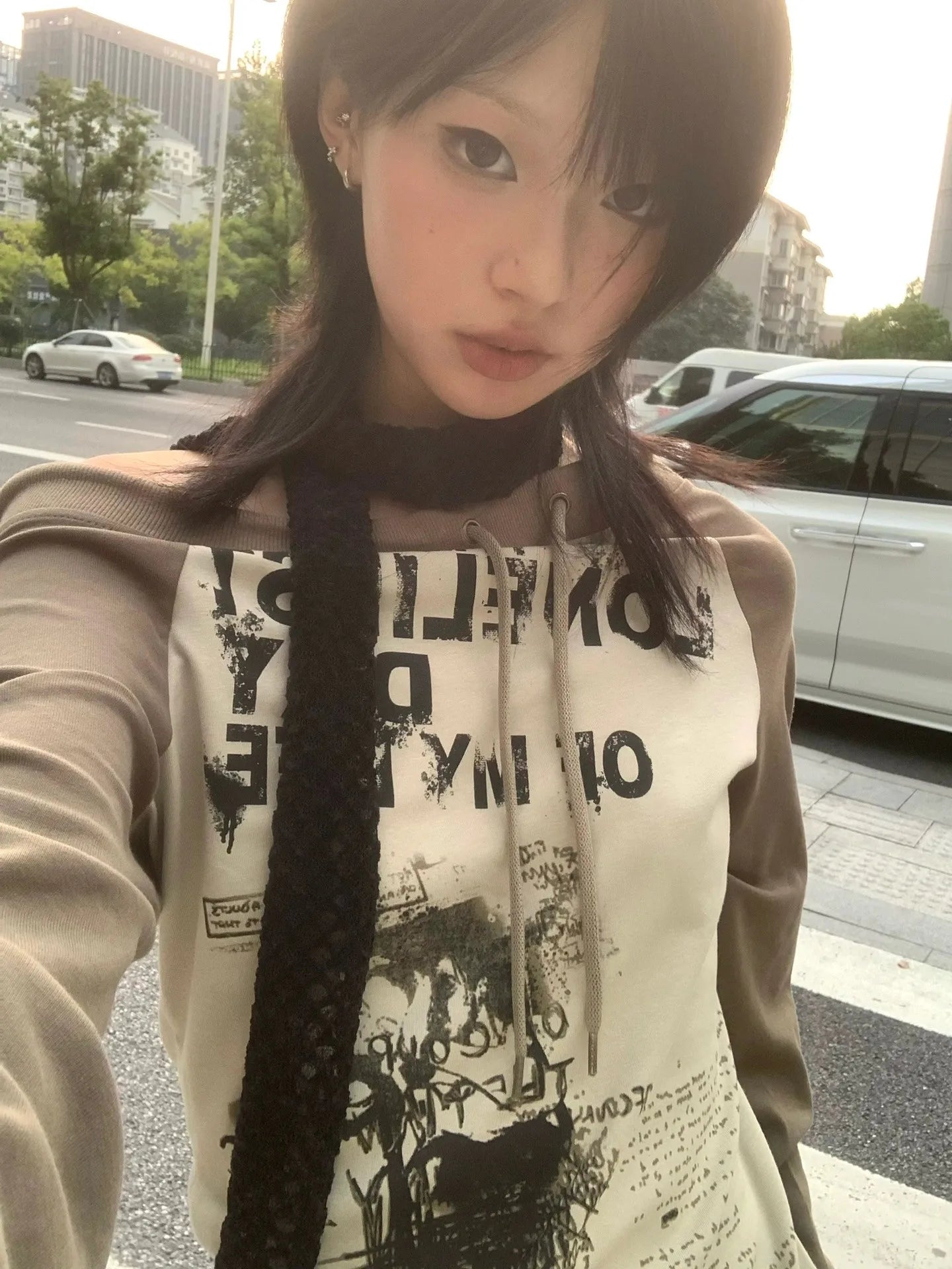Karrram Japanese Y2k Off Shoulder T-shirt Grunge Aesthetics Graffiti Print Long Sleeve Tee Shirt Vintage Harajuku Streetwear 90s