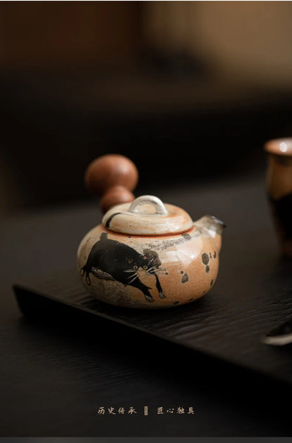 100ml Creative Zhiye Cat Side Handle Pot for Making Tea Handmade Wood-fired Porcelain Pot  for Infusions Kettle Kung Fu Tea Set