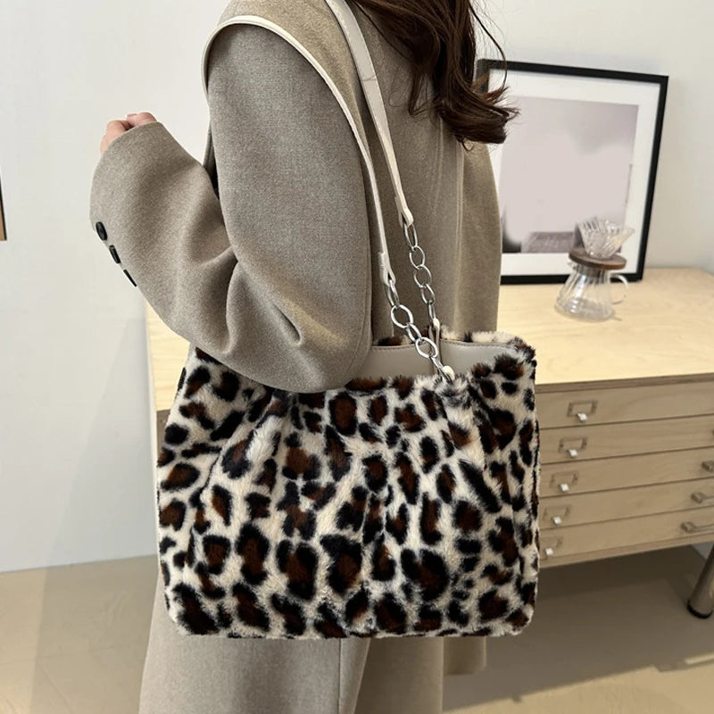 New Leopard Print Fur Bags Women Fashion Portable Faux Fur Handbags Winter Soft Warm Bag Girls Fluffy Large Capacity Tote Purse