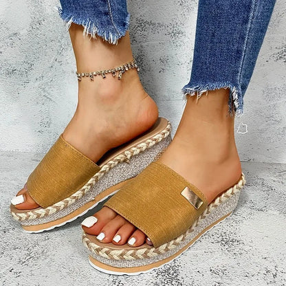 Summer Wedges Slippers Platform High Heels Women Slipper Ladies Outside Shoes Basic Clog Wedge Slipper Flip Flop Sandals