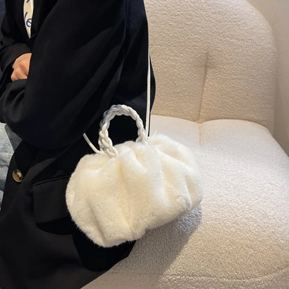 Autumn and Winter Plush Shoulder Crossbody Bag Women's Fashion Pleated Warm Faux Fur Hobos Bag Sweet Small Handbag