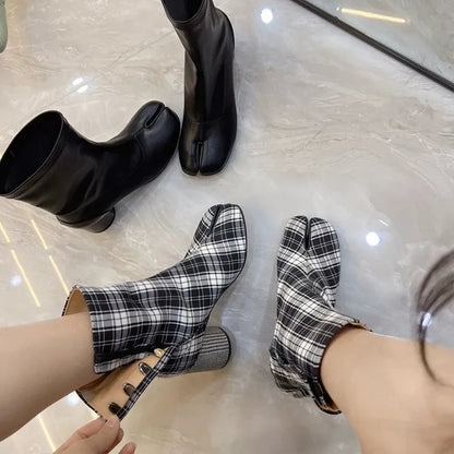 2025 Luxury Brand Designer Split Toe Ankle Boots New Fashion Chunky Round High Heels Women Boots Winter Plaid Boots