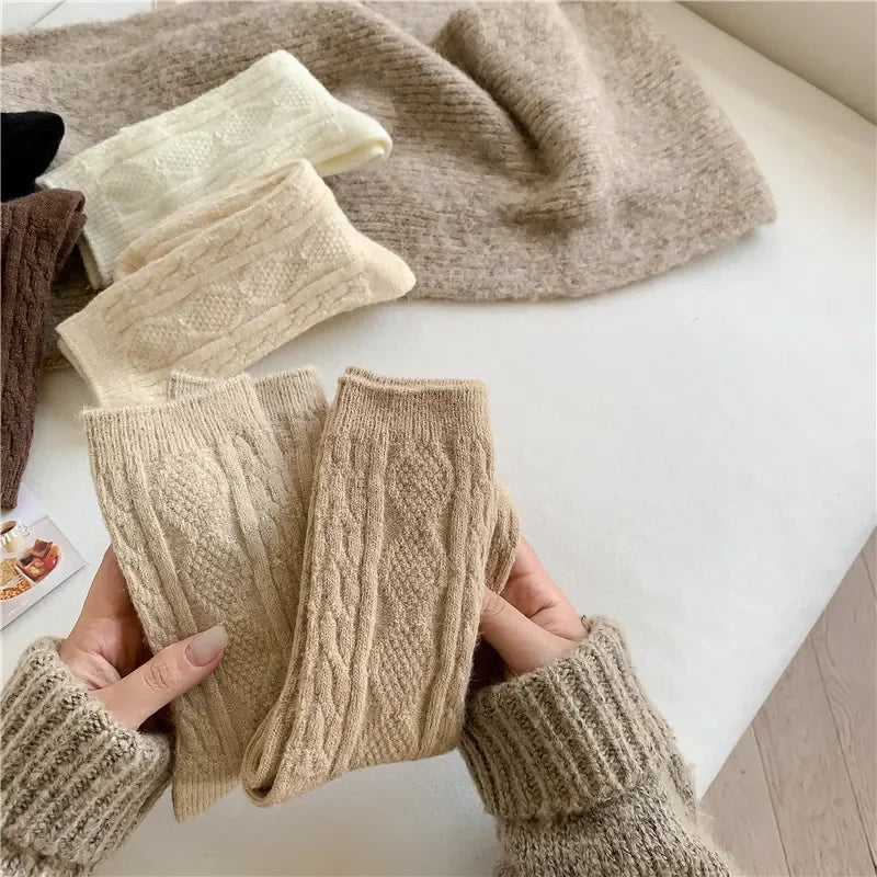 3Pairs Winter Cashmere Wool Socks Women's Winter Diamond Thicken Warm Black White Pack Set Thermal Japanese Fashion Solid Color