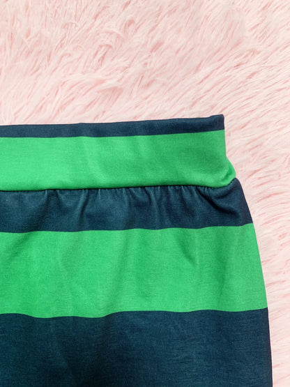 Fashionable Women's Stripe Color Block Shortie Set TW683-1 Bicolor Collar Crop Top with Skirt Polyester Fiber Knee-Length