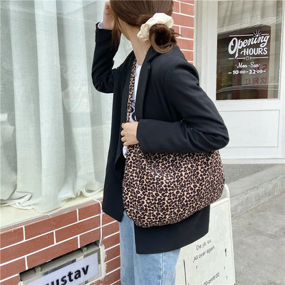 Women's Shoulder Bags Leopard Print Flower Fashionable Trendy Canvas Cross Bags Large Capacity Portable Shopping Shoulder Bags