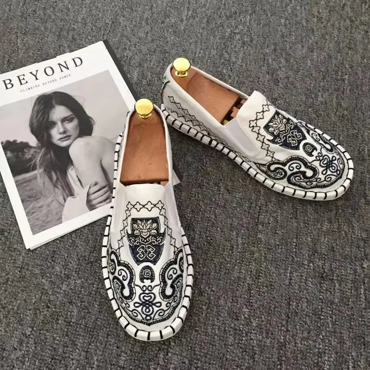 Old Beijing Cloth Shoes Embroidery Flower Social Guy Male Moccasin-Gommino Student Casual Shoes Fashion National Chinese Style