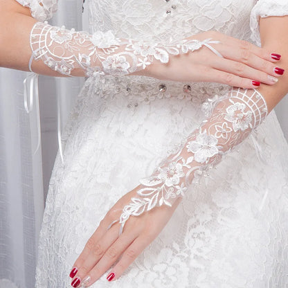 New Arrival Short Wedding gloves Gants de femmes Guantes de mujer Cheap wedding accessoire mariage Sheer gloves