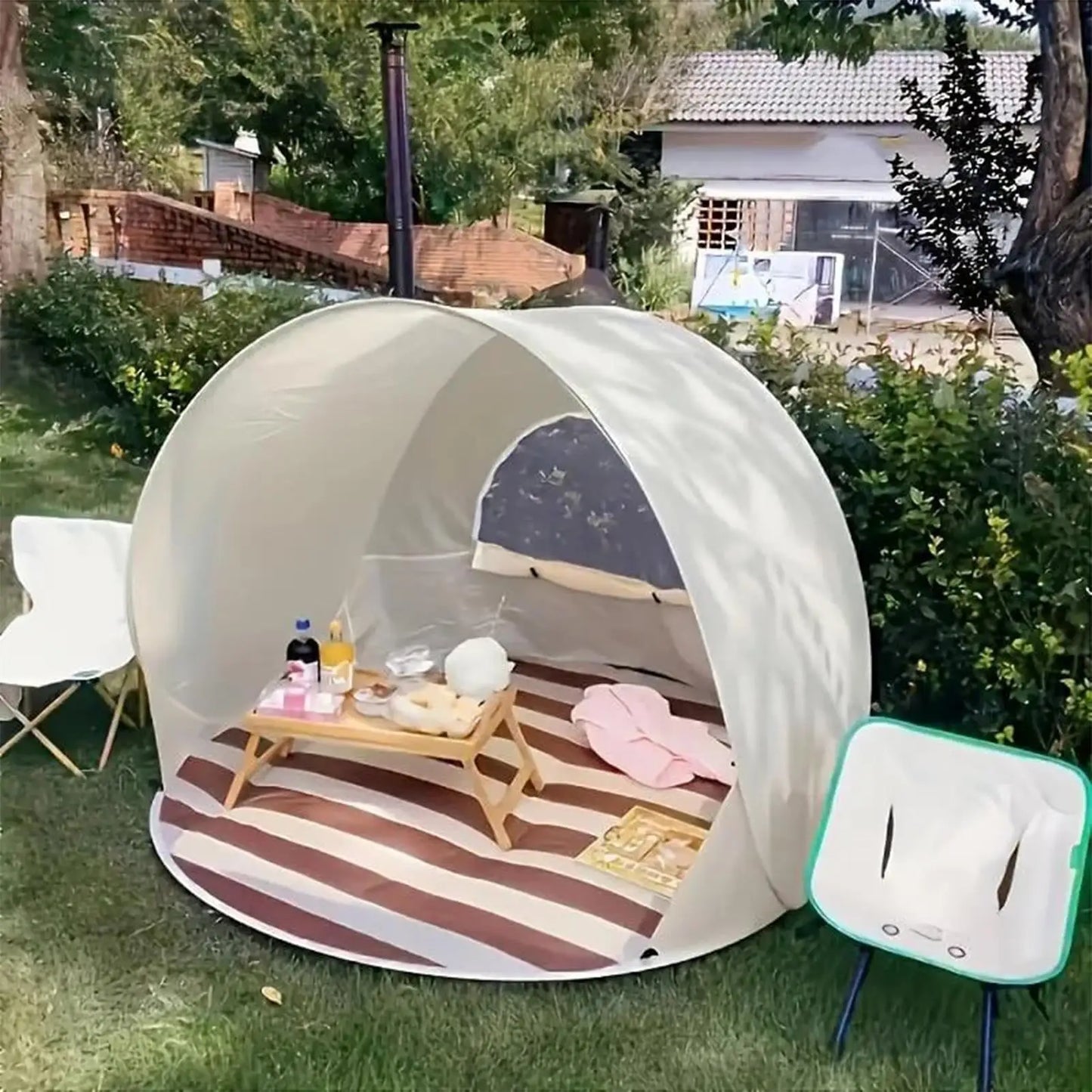 Portable quick-opening beach tent Large capacity for 3-4 people UV Protection Beach Shelter Easy Pop Camping Picnic Canopy