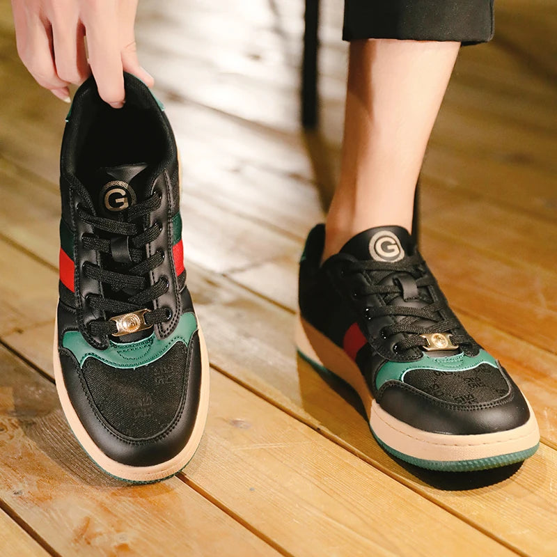 High Quality Fashion Trend Couple Board Shoes New Men Women Anti Slip Odor Proof Sneakers Classic Retro Hot Selling Casual Shoes