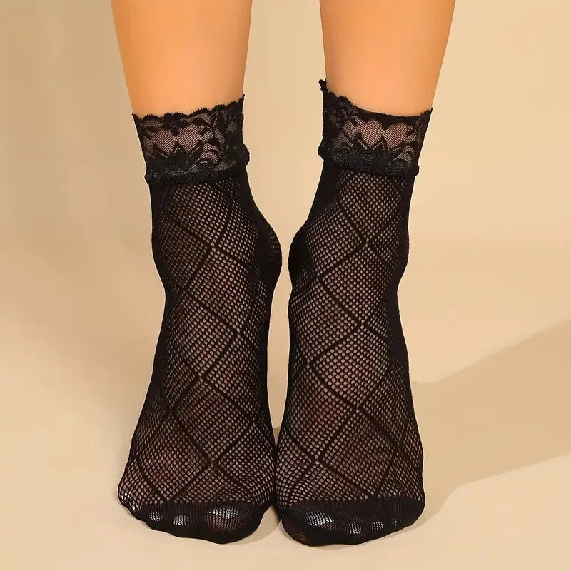 5 Pairs Lace Women Mesh Socks Summer Elastic Transparent Ankle Socks Vintage Lolita Women Versatile Fishnet Net Black Sock