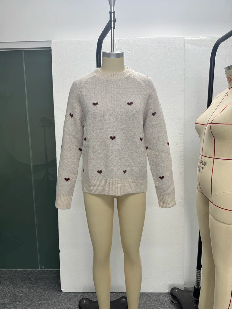 New Autumn Winter Comfortable Heart Pattern Sweater Long Sleeve Pullover Round Neck Top Sweater Warm Versatile Women's Clothing