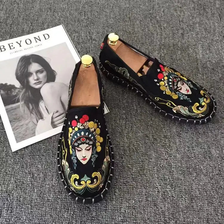 Old Beijing Cloth Shoes Embroidery Flower Social Guy Male Moccasin-Gommino Student Casual Shoes Fashion National Chinese Style