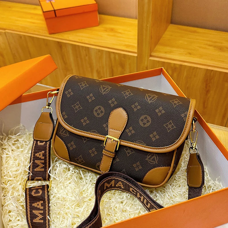 New Classic Texture Crossbody Bag Versatile Crossbody Bag High-End Underarm Bag Nurse Bag Wide Shoulder Strap Bag