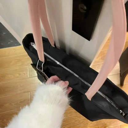 Cute cartoon embroidery large capacity shopping bag, fashionable and versatile shoulder bag, fashionable women's black handbag