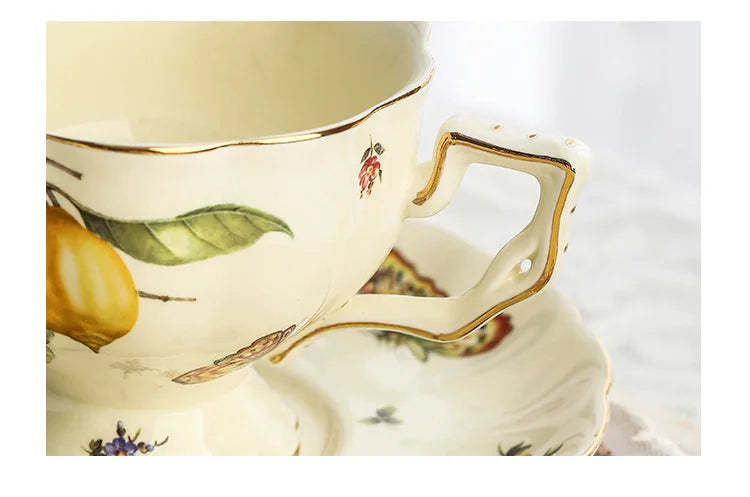 Vintage Lemon Teapot Coffee Cup and Saucer Set Beautiful Coffee Mug Modern Set Tania Bulhoes Luxury Design Cup