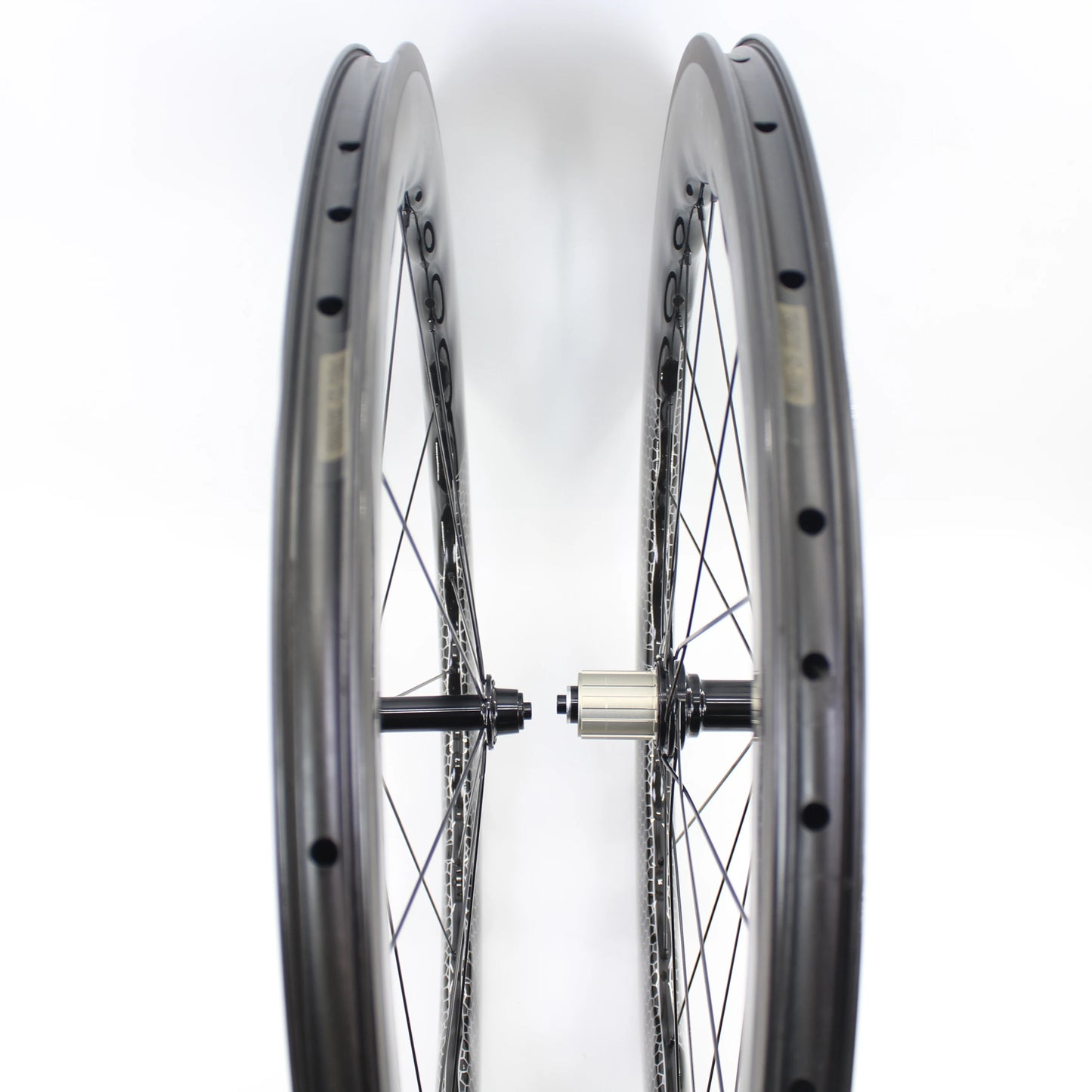 Newest 700C Road Bike UD Full Carbon Fibre wheelset Carbon Bicycle Wheelset clincher tubeless rims 65mm wave 25mm width V brake