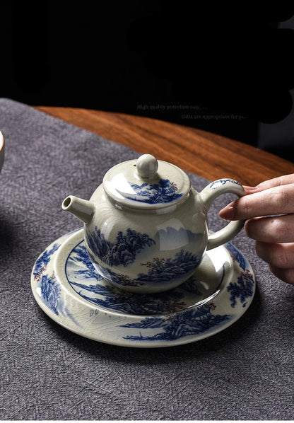 200ML Chinese Ceramic Teapot Ru Kiln Ice Crack Glaze Can Raise Tea Kettle Handmade Porcelain Teaware Household Tea Pots