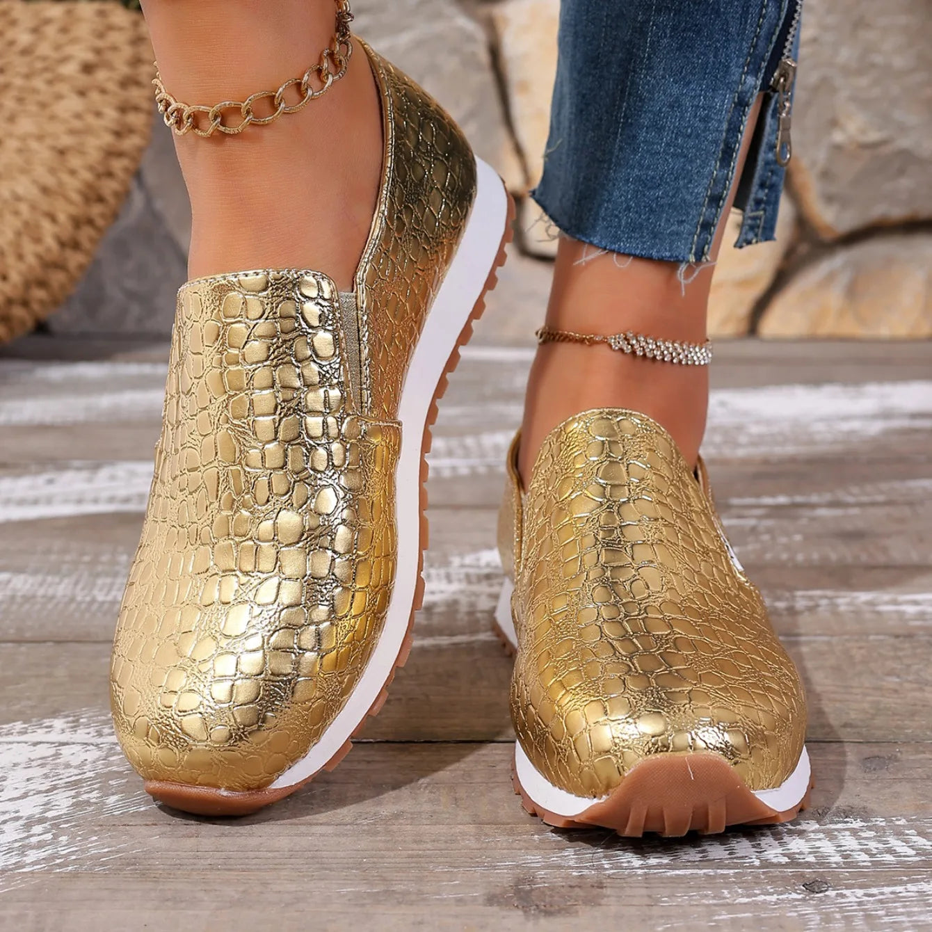 2025 New Women Sneakers Trend Designer Fashion Shoes for Women Gold Silver Sequin Causal Sneakers Women Walking Platform Shoes