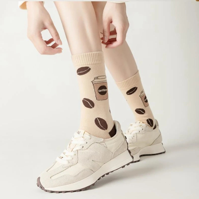 Good quality Best-selling Novelty Socks Women Spring Autumn Fashion Classic Cartoon Letter Coffee Creative Casual Stockings
