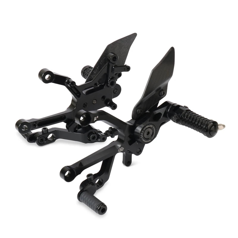 Motorcycle Carbon Fiber Adjustable Footrests Rear Set Footpeg Rearset Foot Peg Pedal For PANIGALE V4 Panigale V4S 2025
